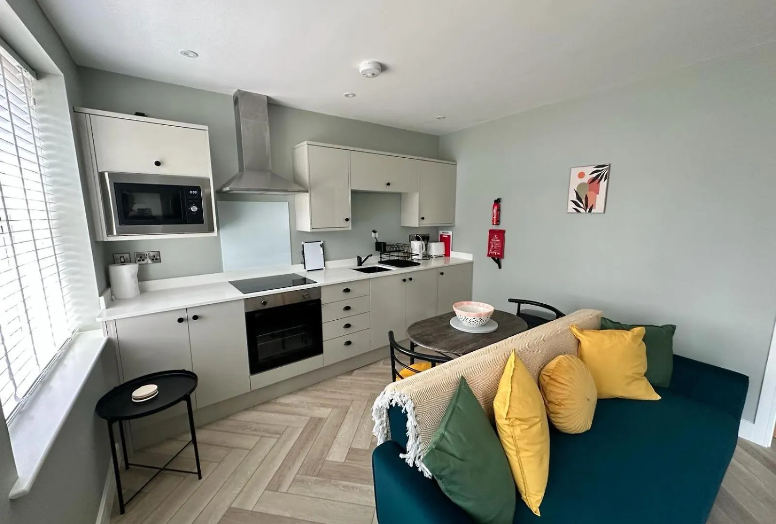 Saffron Cottage - Modern, Central, Seaside, 1Bed Hornsea