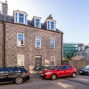 West End @ Netflix @ Newly Built , Aberdeen United Kingdom